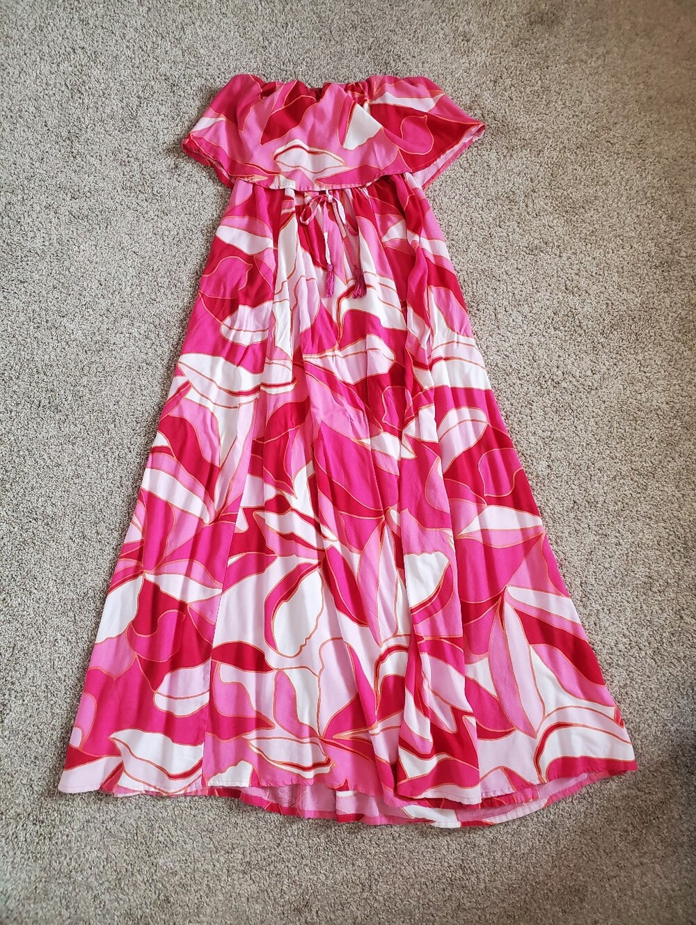 Japna Strapless Maxi Dress With Abstract Print, Slit And Tassel Tie